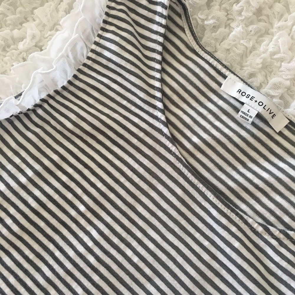 Rose & Olive Ruffle Sleeve Shirt